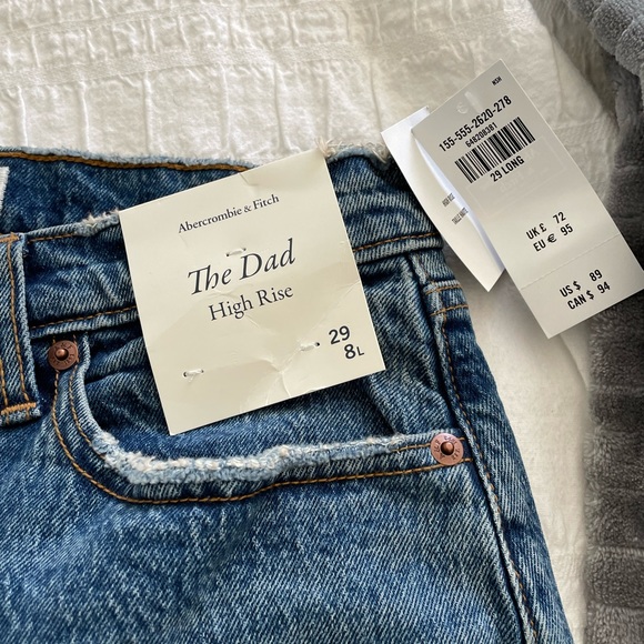 Jeans - Picture 2 of 3